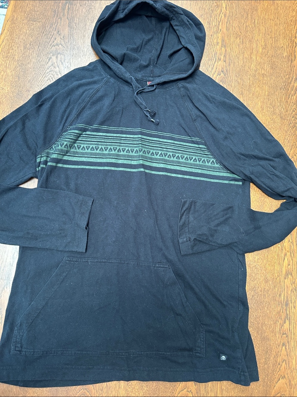Tony Hawk Black Drawstring Hoodie w/ kangaroo front pocket wRed Accent Label. LG
